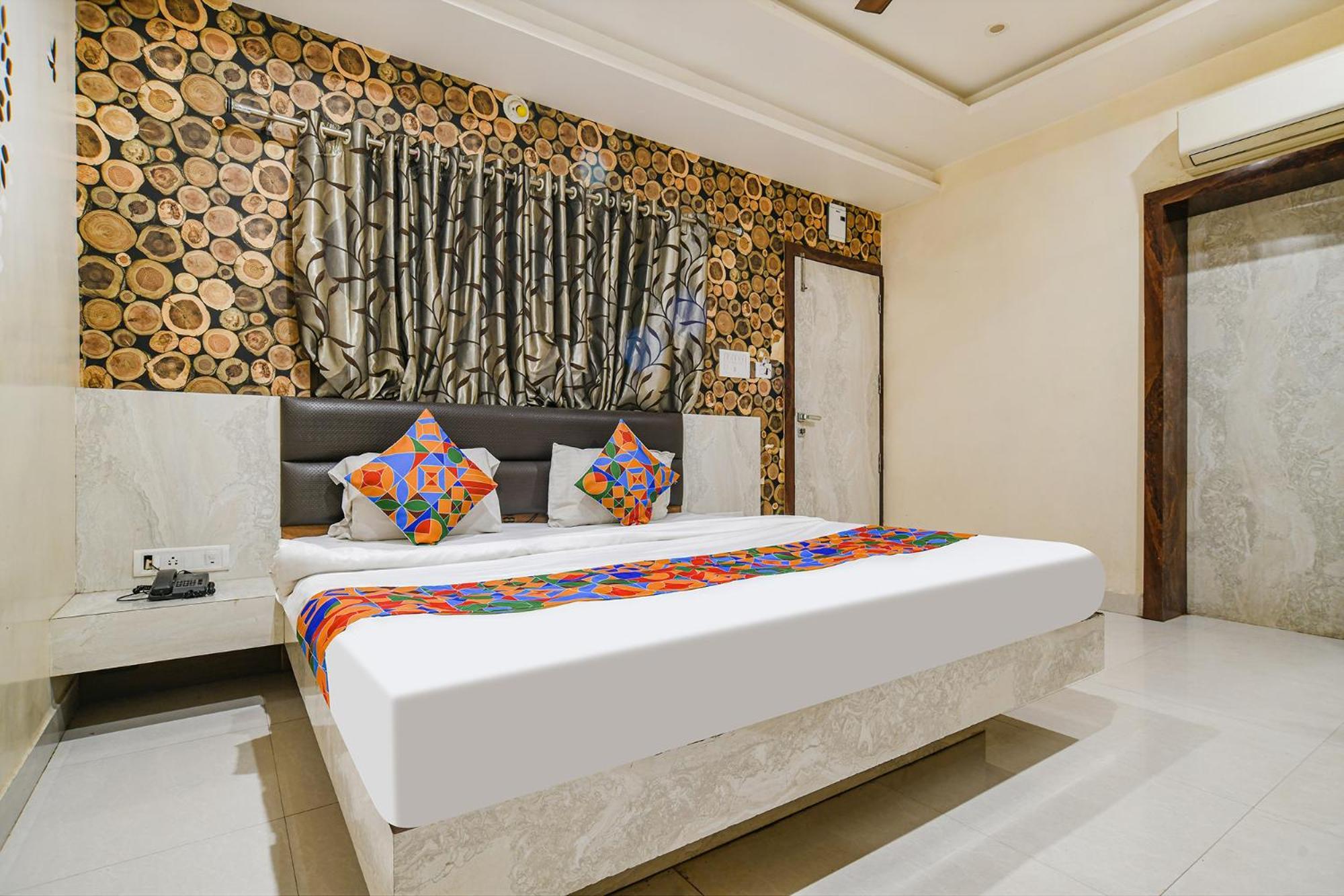 Fabhotel Shivam Palace- Near Mahakal Mandir 우자인 외부 사진