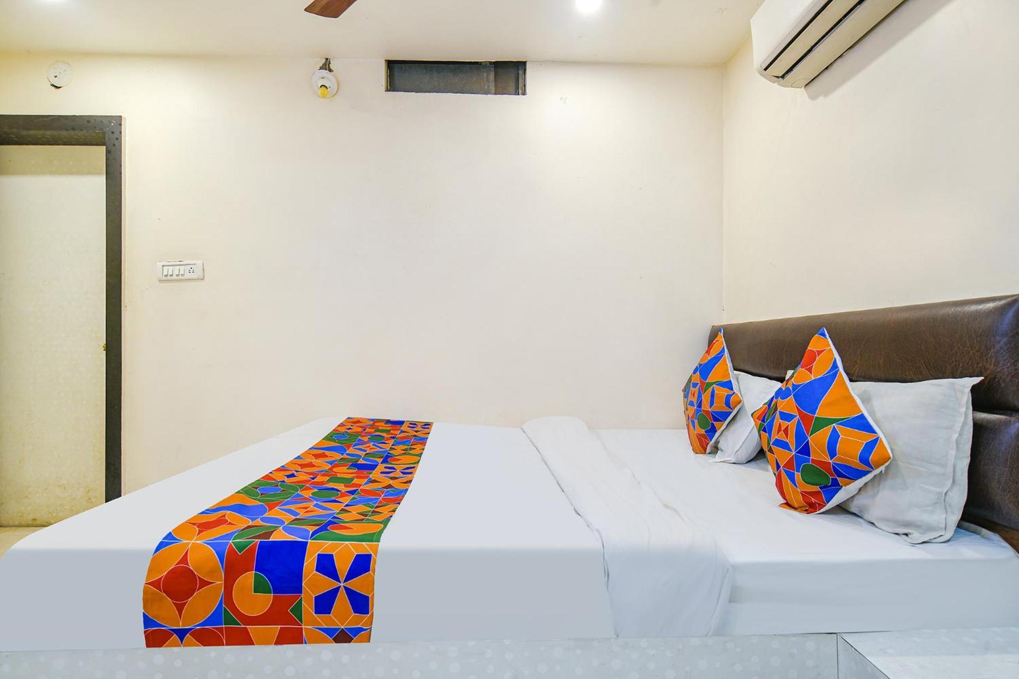 Fabhotel Shivam Palace- Near Mahakal Mandir 우자인 외부 사진