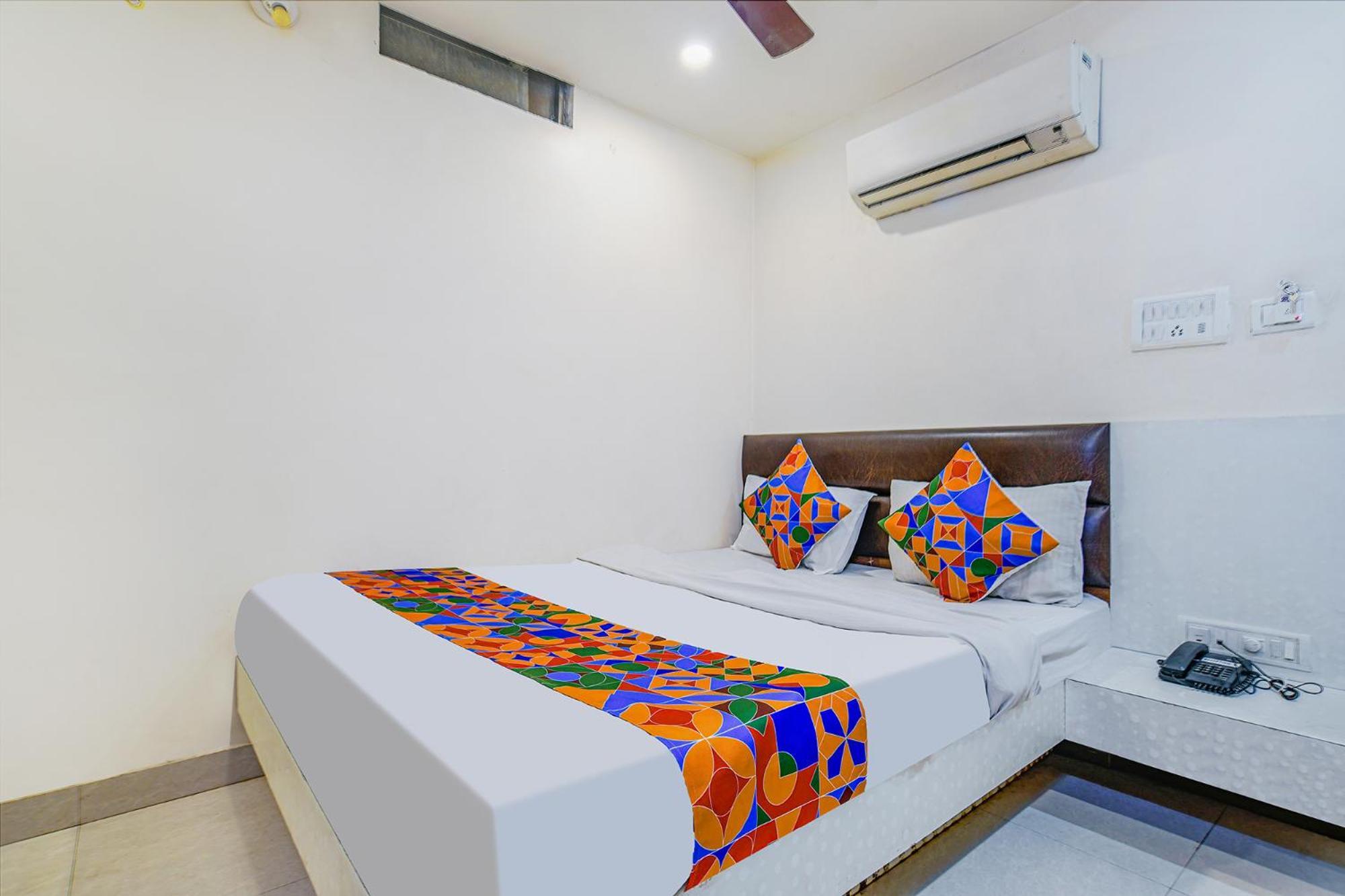 Fabhotel Shivam Palace- Near Mahakal Mandir 우자인 외부 사진